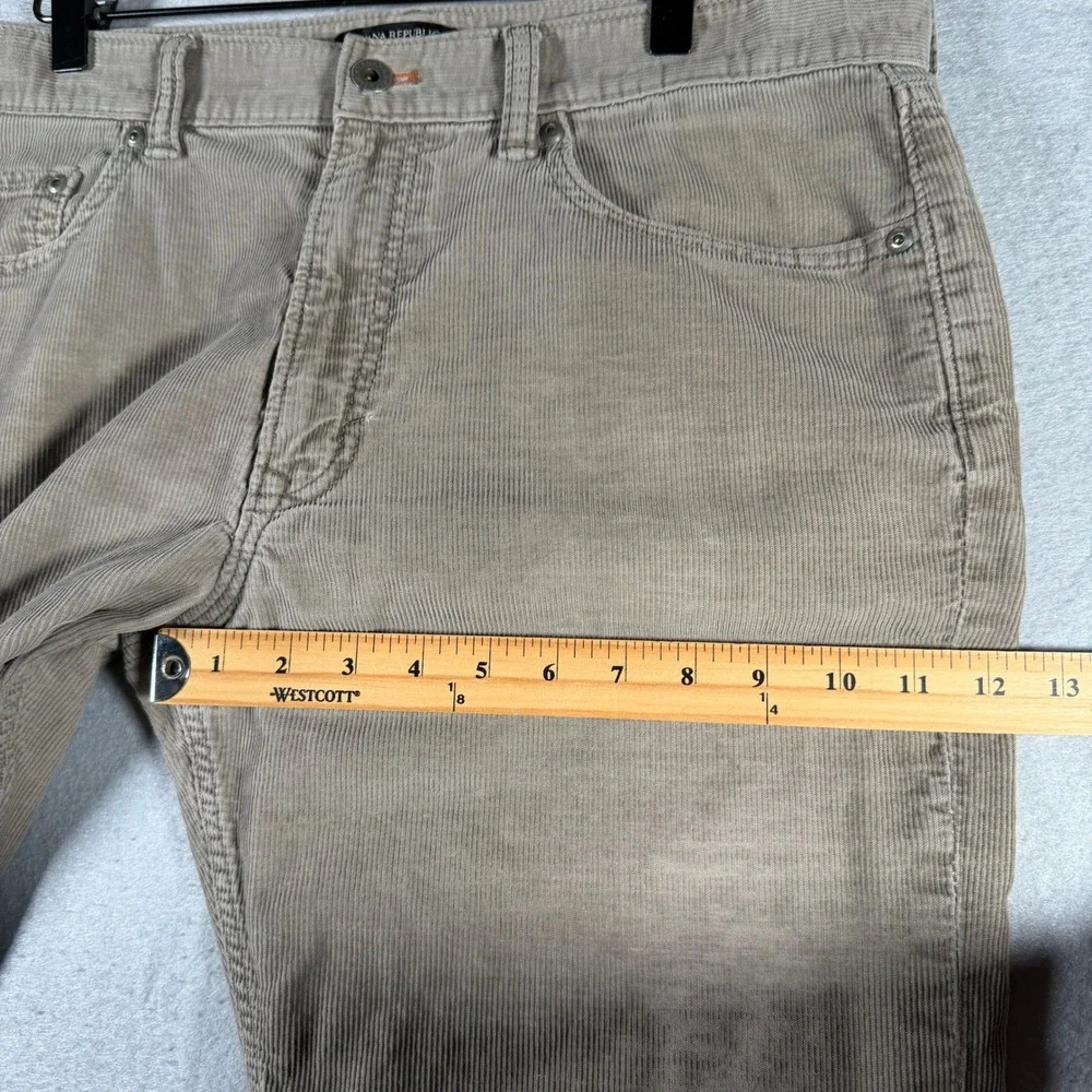 Banana Republic Mens Straight Fit Corduroy Pants Tower Taupe 407829-05 34x30